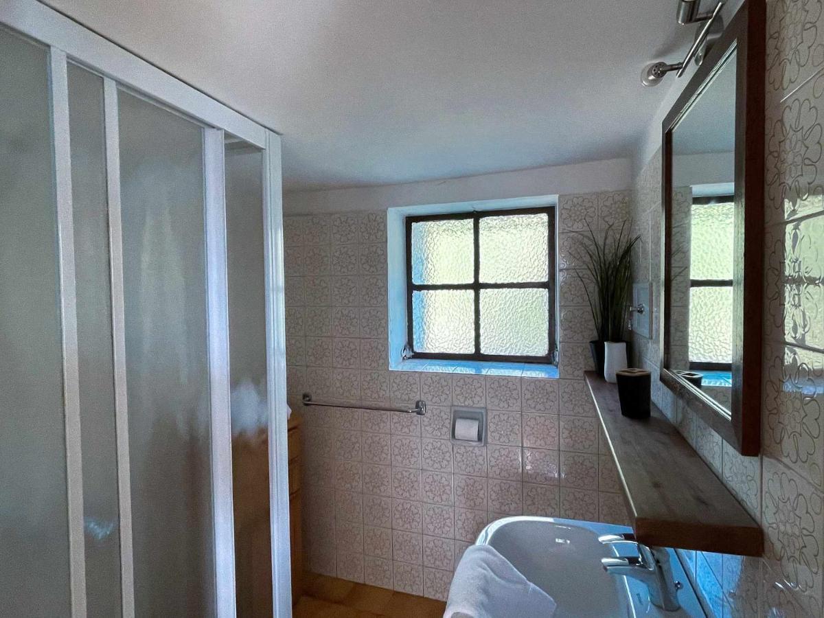 Breva Loft Tra Gli Ulivi Ed Il Lago Bellagio Luaran gambar