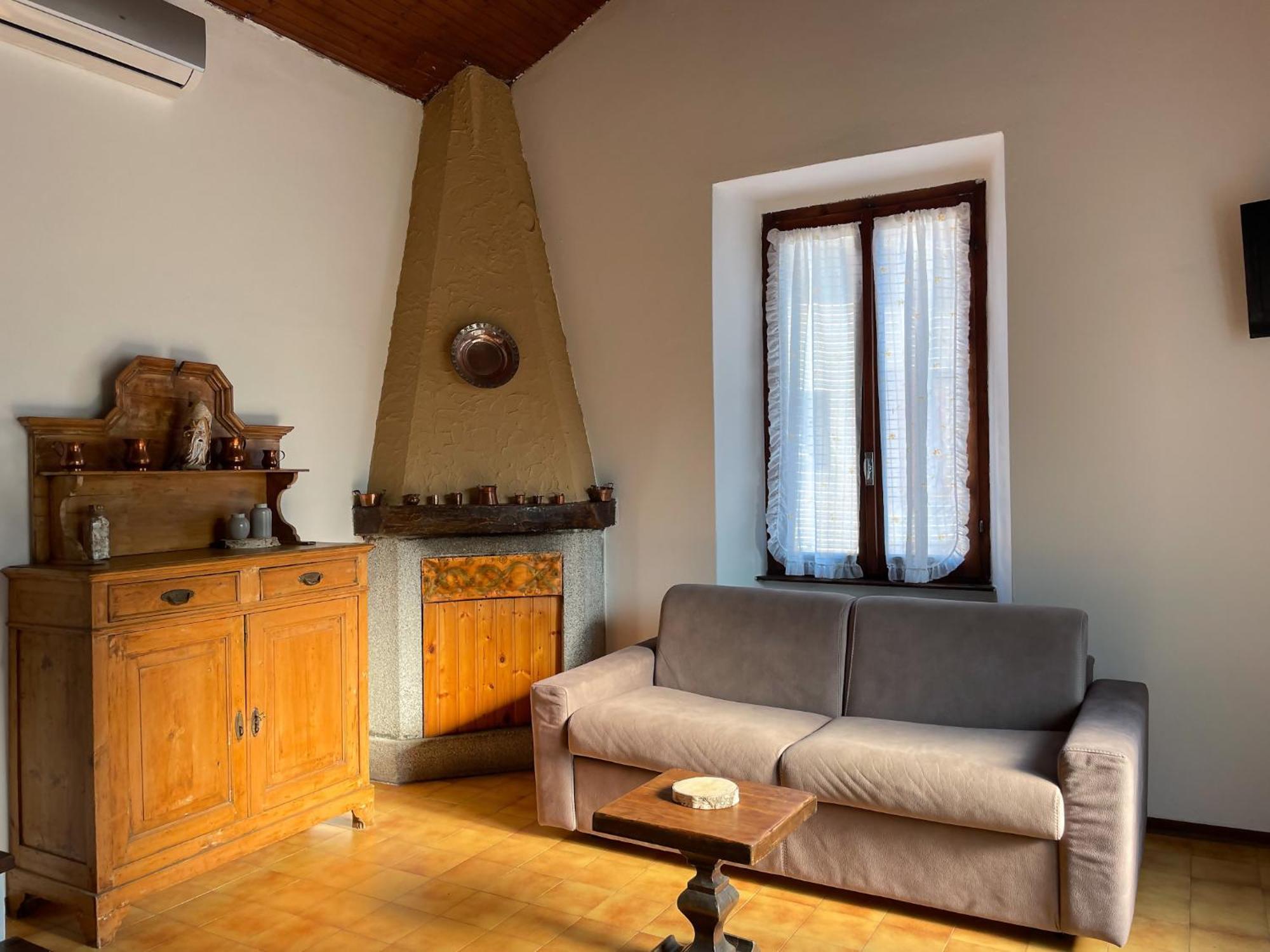 Breva Loft Tra Gli Ulivi Ed Il Lago Bellagio Luaran gambar
