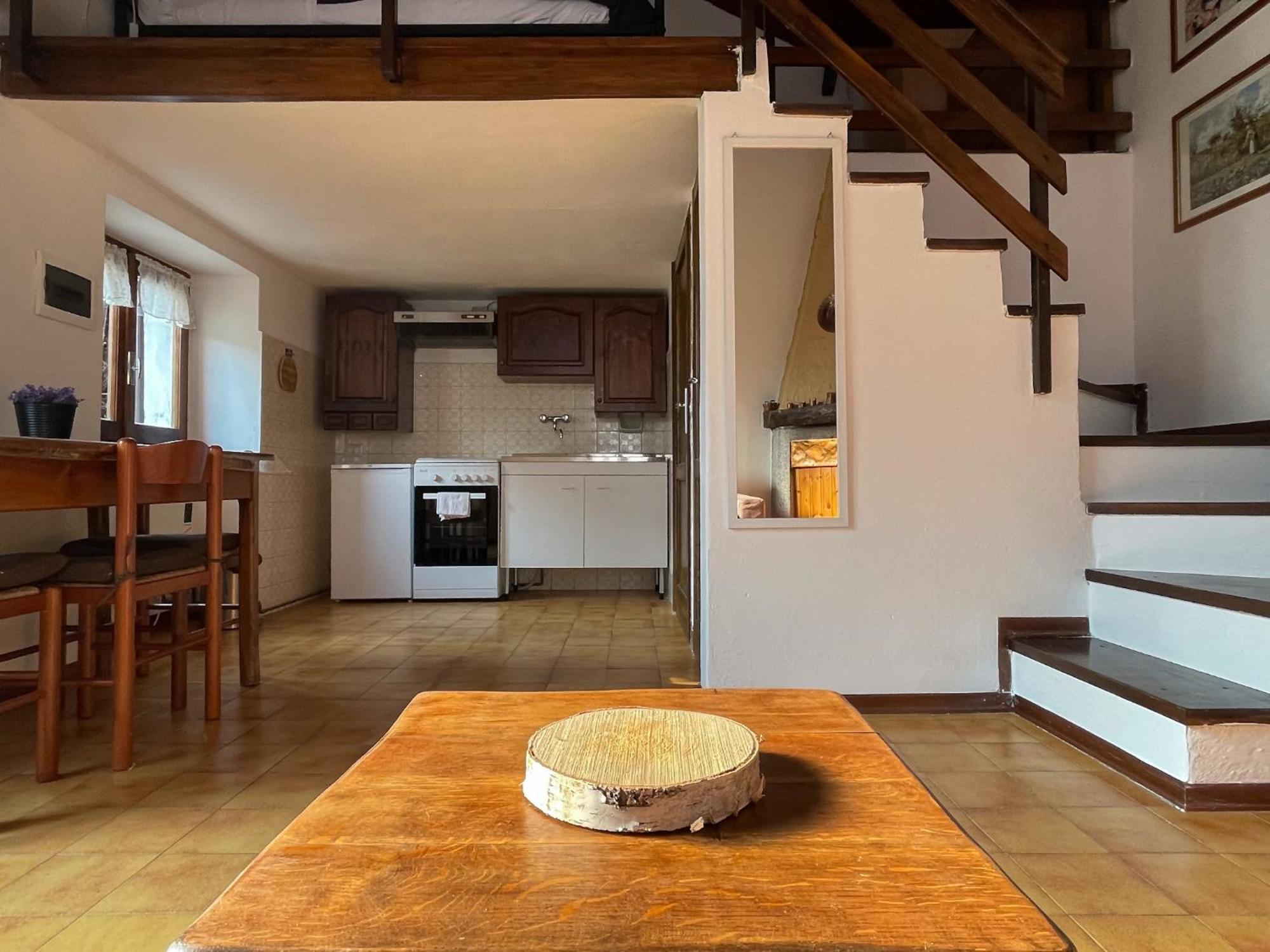 Breva Loft Tra Gli Ulivi Ed Il Lago Bellagio Luaran gambar